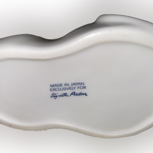 Elizabeth Arden Chinoiserie Watchful Cat Trinket Box Scented pink Candle - Picture 5 of 11